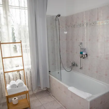 Отель Palac 3*